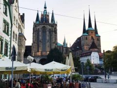 Erfurt, Thüringen, Tyskland, middelalder, Krämerbrücke, Domplatz, Dom St. Marien, St. Severikircher, Fischmarkt, Kleinmarkt, Alte Synagoge, Martin Luther, Augustinerkloster, Anger, Angermuseum, Zitadelle Petersberg, Marktstrasse