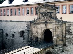 Erfurt, Thüringen, Tyskland, middelalder, Krämerbrücke, Domplatz, Dom St. Marien, St. Severikircher, Fischmarkt, Kleinmarkt, Alte Synagoge, Martin Luther, Augustinerkloster, Anger, Angermuseum, Zitadelle Petersberg, Marktstrasse